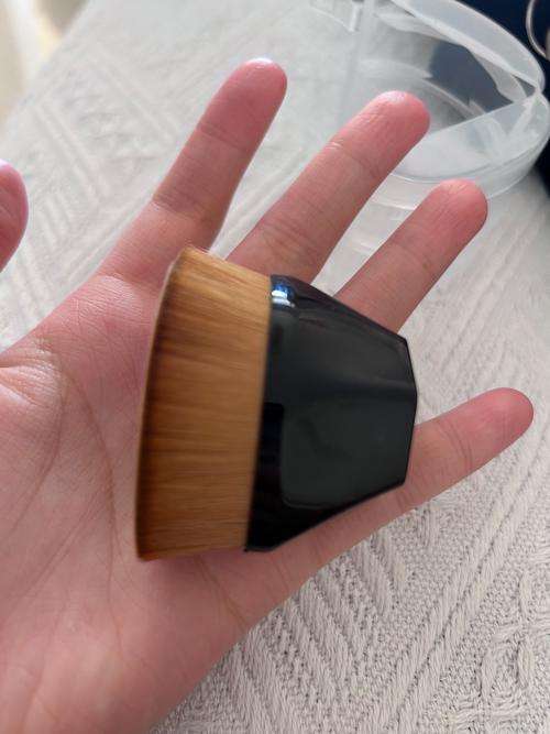 想要快速增加人气?试试这款高效的快手刷粉工具。