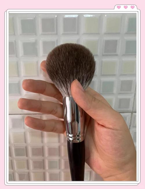 想要快速增加人气?试试这款高效的快手刷粉工具。